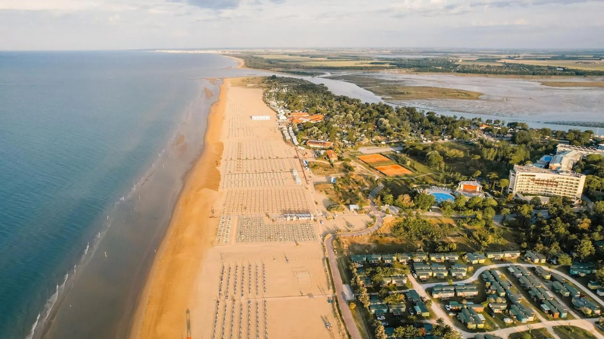 Comfortable Bibione Apartment With Terrace